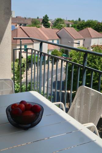 Balcony/terrace, L'Ecrin Parisien - T3 Design - Le Bourget - CDG in Le Bourget