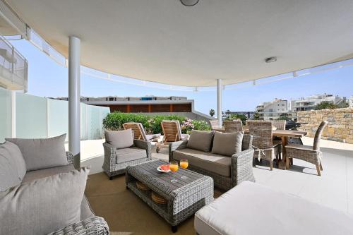 Einrichtungen, Peninsula Sunset Retreat ~ Moderne ~ Romslig ~ BBQ in Torremuelle