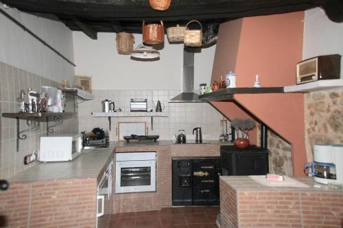 keuken, APARTAMENTO RURAL ABUELO EMILIO in Tornavacas