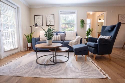 The Renew At Cricket - Near I75 , Pool & Gym - Gainesville