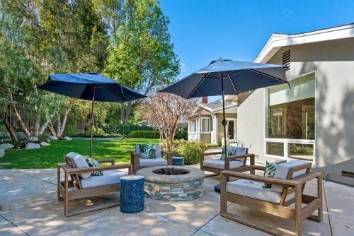 Tarzana ADU with Pool and Hot Tub by Colby and Conrad in Tarzana