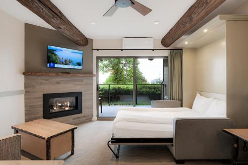 Tigh-Na-Mara Seaside Spa Resort in Parksville