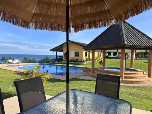 Seaview Moonrise Café & Resort in Alcoy