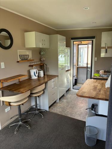 Coast Rd Rural Stay in Whakataki