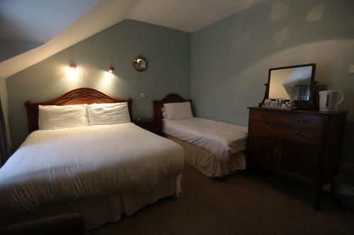 Rolling Wave Guesthouse - image 13