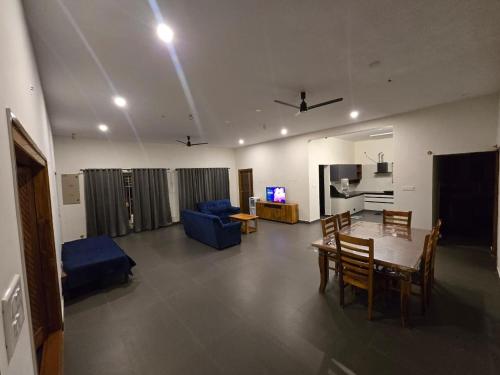 Srinikethana Residency in Vinoba Nagara