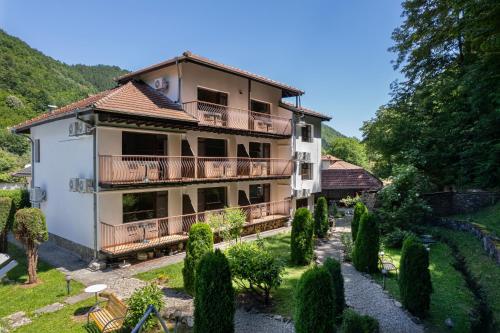 Bile - Family Hotel & Gastro Bar in Troyan