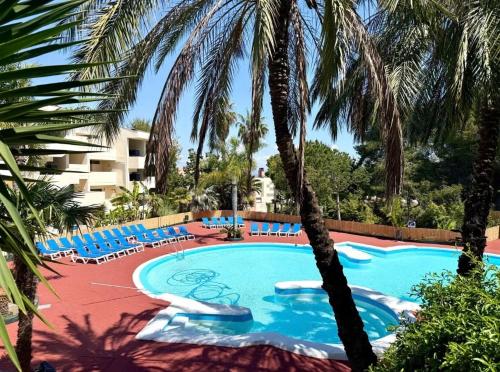 Festival village- SEA VIEWS
