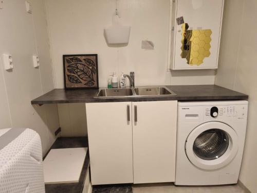 Seadmed, 6 person holiday home in Øyslebø in Marnardal