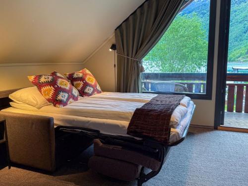 1 double bed, 2 sofa beds