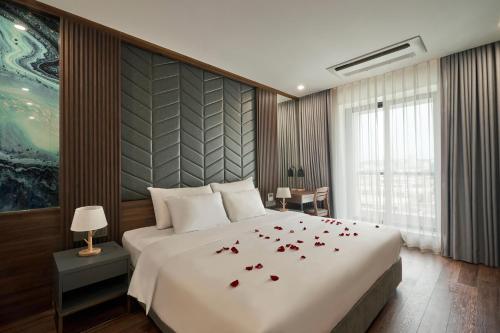 Exterior view of Anstay Marina Hotel Ha Long