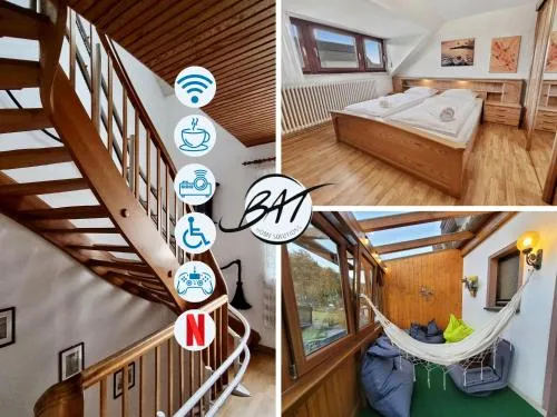 BAT Home Solutions Trier-Euren - alles was ein Hotel nicht bietet - 10 Min zur Altstadt - 98 qm Scheune für 9 Personen mit Sternenhimmel, Wintergarten, Grill und Kino - barrierefrei dank Lift & Auffahrt in Trier, Deutschland