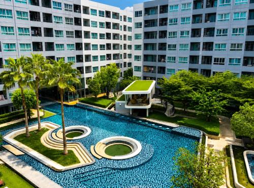 Pool Studio | Near BTS | Quiet Stay - image 8