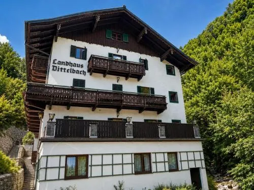 Aparthaus Dittelbach by Faraway Homes in Sankt Gilgen, Österreich