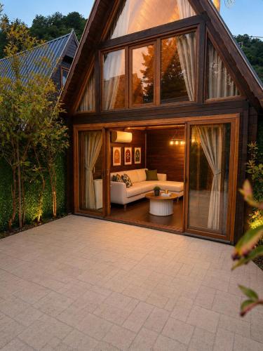 Oce Bungalow in ريزه