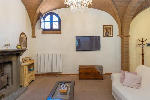  Villa Cresci con piscina Tuscan villa with pool near Sassetta thermal baths & Bolgheri Wine Route in Sassetta