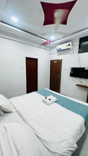 Hotel shree lodging