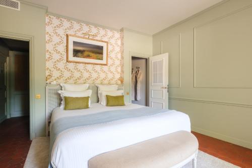 2 twin beds