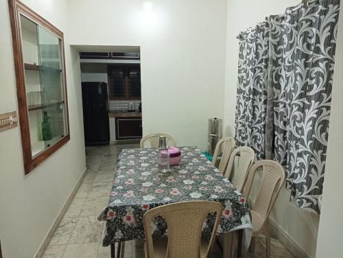 virtuve, Shield Guest Accommodation in Polpully