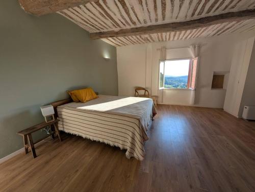 Maison d'artiste au coeur de Roussillon in Roussillon