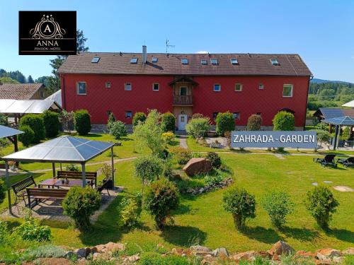 Viesnīcas āriene, Pension Motel Anna in Lenora