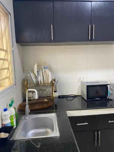 Kitchen, Elected Apartments in Olowora