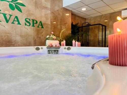 wanna z hydromasażem, Plaza Hotel Gyula in Gyula