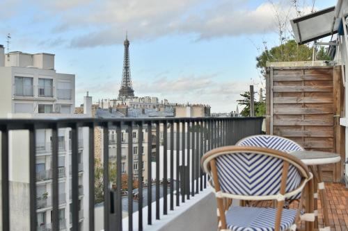 Balcony Eiffel Tower View