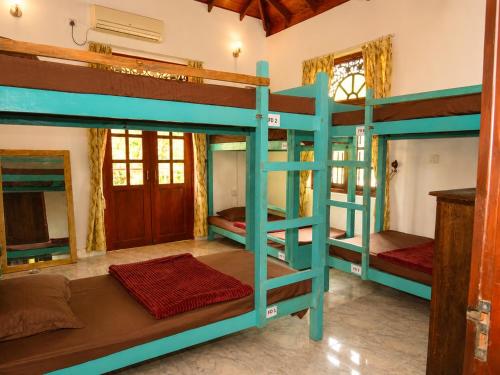 Ceylon Glory Hostel in Negombo