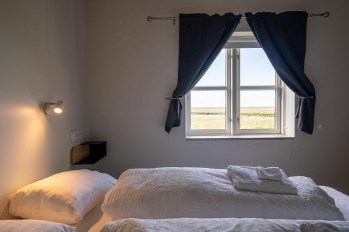Peaceful Bedroom by the Diamond Circle in Kelduneshreppur