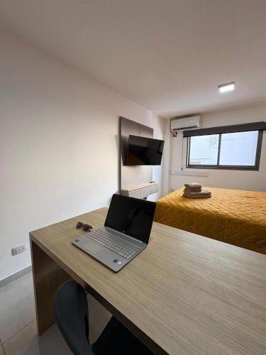 Departamento studio diseño by ApartCba - image 2