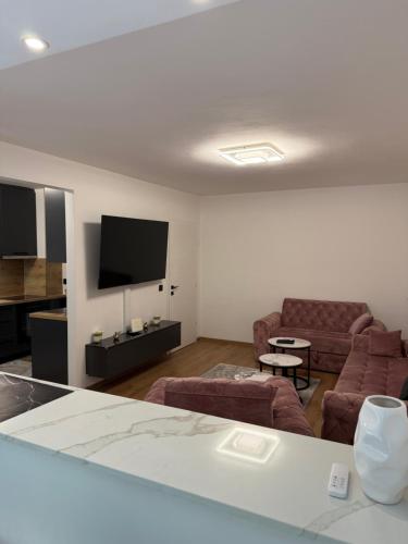 Central Deluxe Apartment