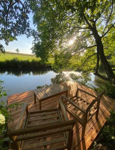 Souterrainwohnung mit Badesteg an der Paar in Friedberg