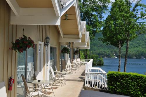 Tea Island Resort - Accommodation - Lake George