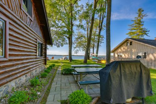 On All-Sports Lake! Lewiston Cabin w/ Boat Dock in Lewiston (MI)