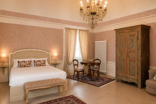 Castello di Morozzo Guest House in Morozzo