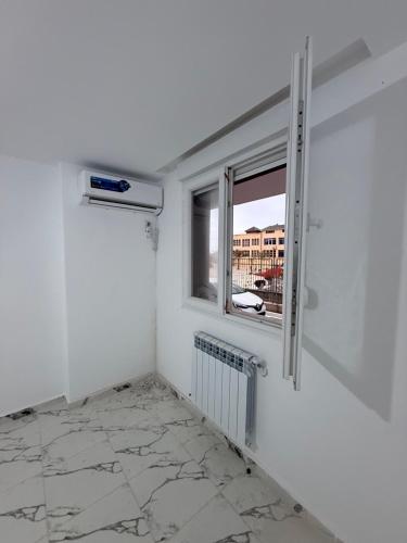 Grand joli F3 pied à L Eau Dellys (Grand joli F3 pied a L Eau Dellys) in 提格濟爾特