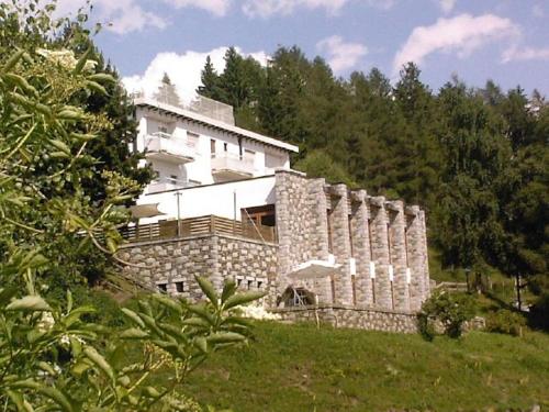 Accommodation in Cevo