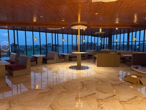 Restaurant, Hotel Skyline in Janakpur