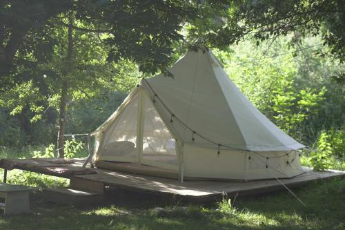 Nomad Glamping