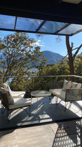 Beautiful Loft – Forest – Lake View – Jacuzzi