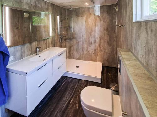 Comoditats, 4 star holiday home in Hals in Hou