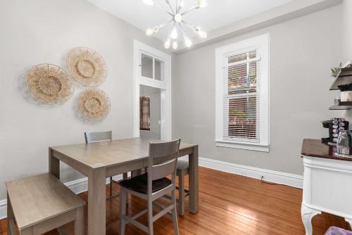 Charming STL Home Near Attractions ABODEbucks - image 2