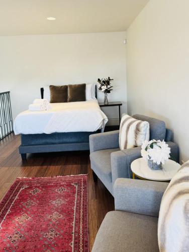 Luxury Loft I Skyline Views in RiNO - image 2
