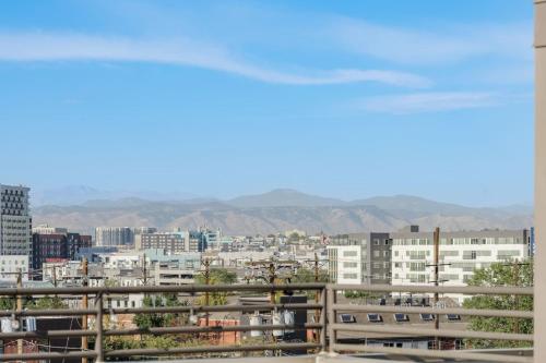 RiNo Loft w parking & mtn Views - image 5