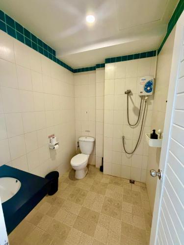 Drift Inn Kata Beach, Guest House – Kata Beach, WY