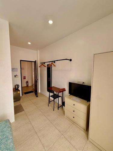 Drift Inn Kata Beach, Guest House – Kata Beach, WY