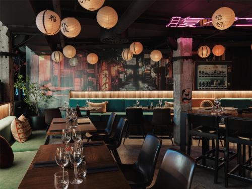 레스토랑, Story Hotel Stockholm North, in JdV by Hyatt in 순드뷔베리