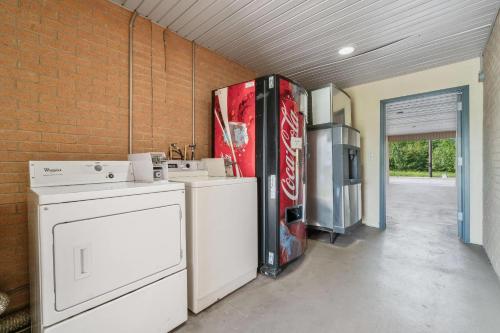 Quality Inn Adairsville-Calhoun South - image 35