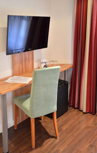 Hotel im Kupferkessel – Cologne, IA